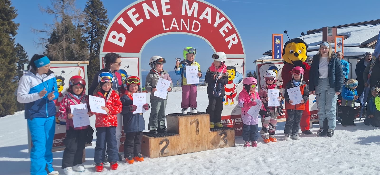 786ae25b-7079-4b4b-bd54-033a419f0501